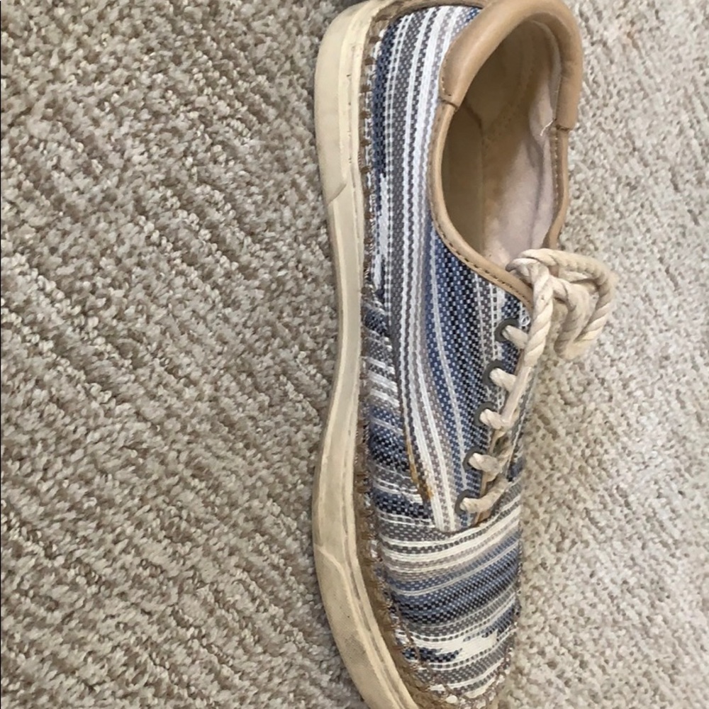 Nav - Picture 4 of 5